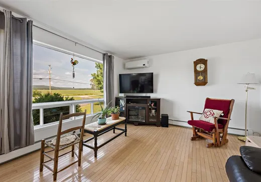 Maison à vendre - 372 Route de L'Ascension, Rivière-Rouge, J0T 1T0