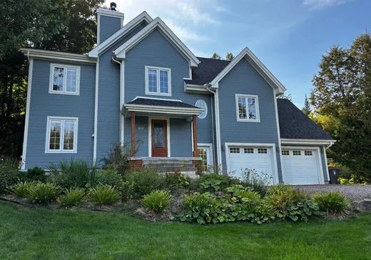 Two or more stories for sale - 611 Ch. Jackrabbit, Saint-Sauveur, J0R1K0