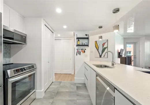Condo à vendre - 80 Grande Allée E., App. 404, Ville de Québec, G1R 5N1