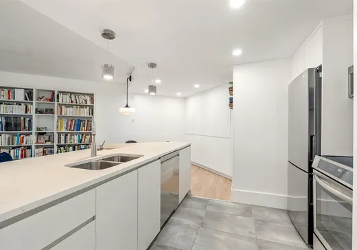 Condo à vendre - 80 Grande Allée E., App. 404, Ville de Québec, G1R 5N1