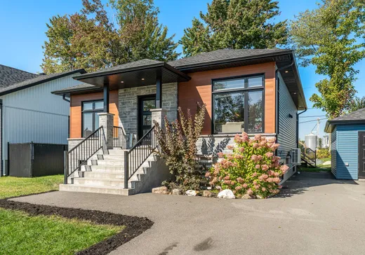 Maison à vendre - 807 Rue Smith, Farnham, J2N 0H7