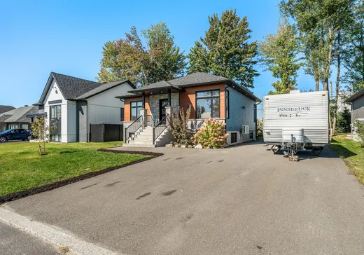 Maison à vendre - 807 Rue Smith, Farnham, J2N 0H7