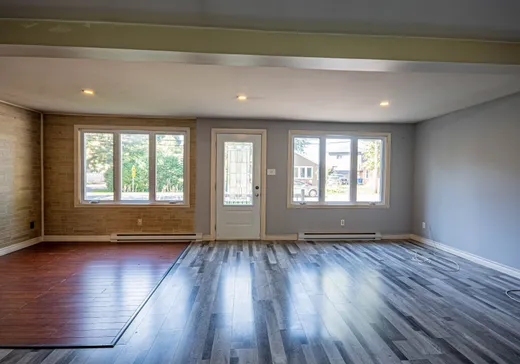 Maison à vendre - 67 Rue Brosseau, Saint-Stanislas-de-Kostka, J0S 1W0