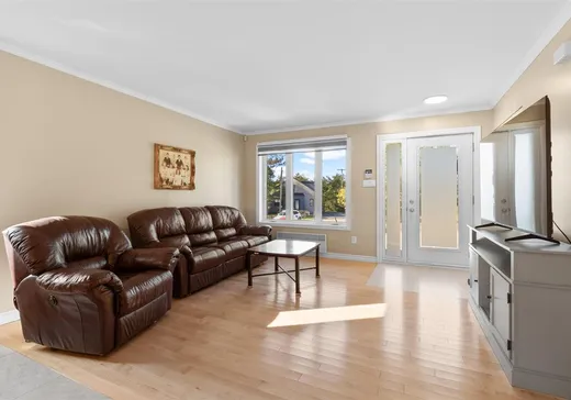 Maison à vendre - 111 Rue André, Waterville, J0B 3H0