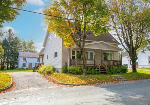 Maison à étages à vendre - 560 Rue Gosselin, Wotton, J0A1N0