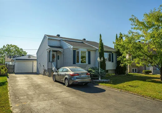 Bungalow à vendre - 17425 Rue Groulx, Mirabel, J7J1B3