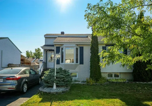 Maison à vendre - 17425 Rue Groulx, Mirabel, J7J 1B3