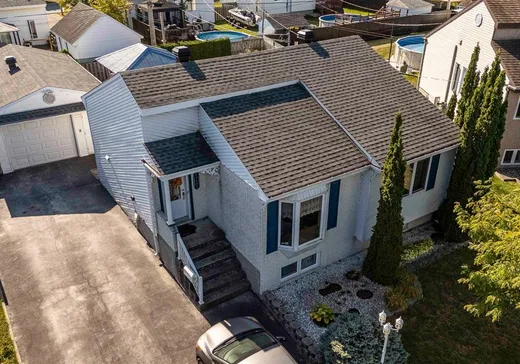 Maison à vendre - 17425 Rue Groulx, Mirabel, J7J 1B3
