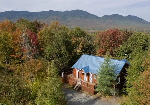 Bungalow à vendre - 212 Ch. de la Forêt-Enchantée, Lac-Mégantic, G0Y1E0