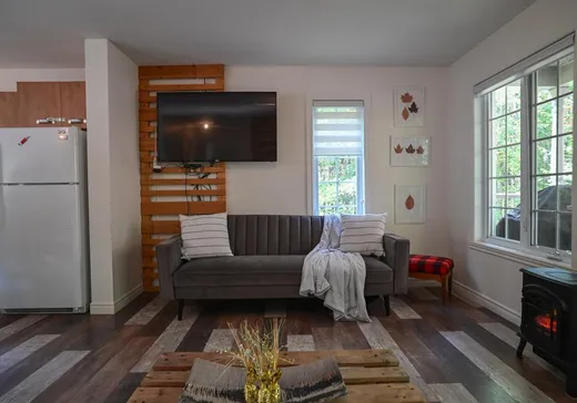 Maison à vendre - 212 Ch. de la Forêt-Enchantée, Lac-Mégantic, G0Y 1E0