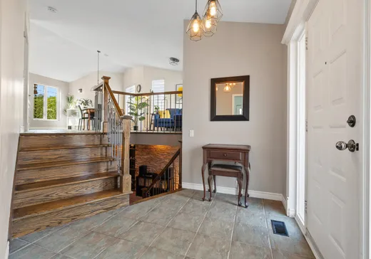 Maison à vendre - 148 Rue Dufresne, St-Luc, J2W 1M1