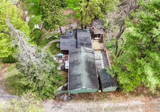 Maison à vendre - 26-28 52e Avenue, St-Hippolyte, J8A 1N5