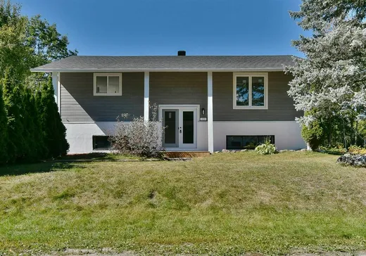 Bungalow à vendre - 13 Rue Roch, L'Épiphanie, J5X4R2