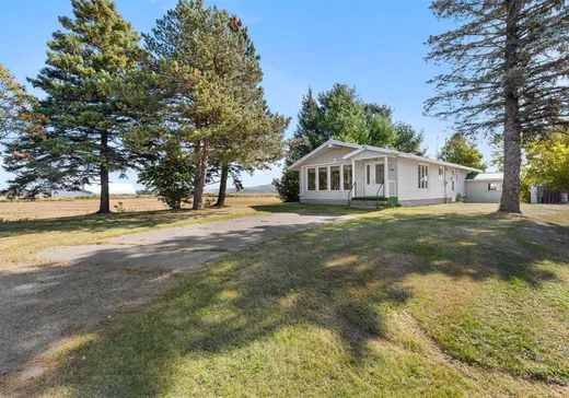 Maison à vendre - 152 Mtée de la Rivière-du-Sud, Petite-Riviere-St-François, G5V 3R9