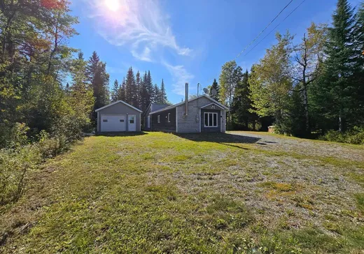 House for sale - 25 Route Bourgault, Saint-Adalbert, G0R 2M0