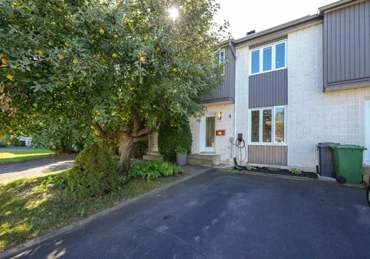 Two or more stories for sale - 1240 Rue Marconi, Drummondville, J2B8E9