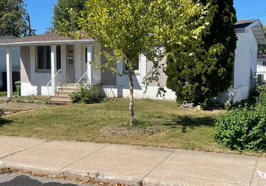 Bungalow for sale - 8005 Rue Philippe-De Carion, Montreal (Rivière des Prairies), H1E2T6