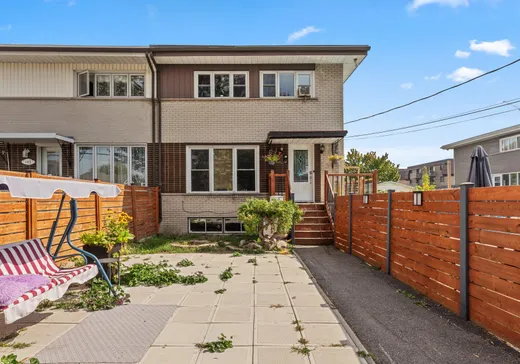 Maison à étages à vendre - 141 Rue Émile-Despins, Charlemagne, J5Z1C3