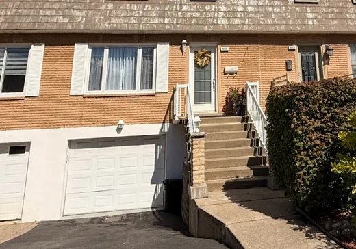 Two or more stories for sale - 1055 Rue Thierry, Montreal (LaSalle), H8N1G8