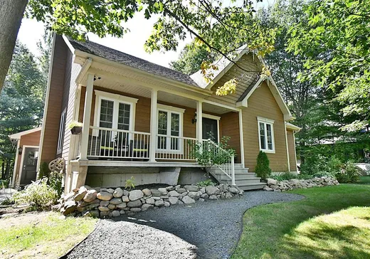 Maison à vendre - 27 Rue Nathalie, St-Nicephore, J2A 3S5