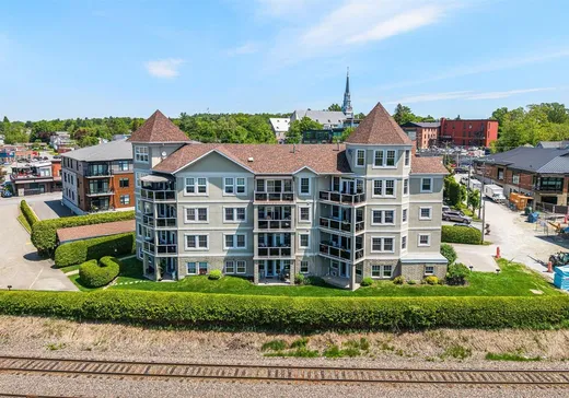 Condo for sale - 60 Rue du Lac, App. 201, Magog, J1X 1X4