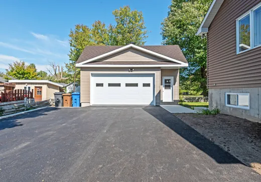 Maison à vendre - 350 Rue Olympique, Massueville, J3P 0J9