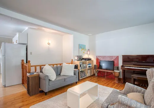 Maison à vendre - 223 Route 202 E., Bedford, J0J 1A0