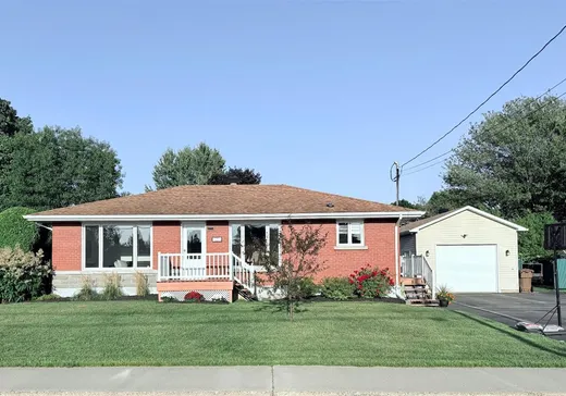 Maison à vendre - 131 Rue de Versailles, Victoriaville, G6P 8C4