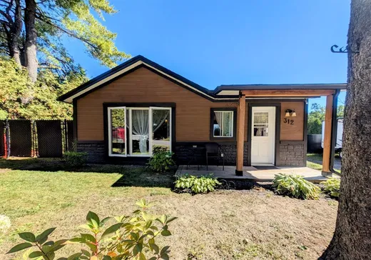 Bungalow à vendre - 312 Rue Kenna, Saint-Colomban, J5K2M8