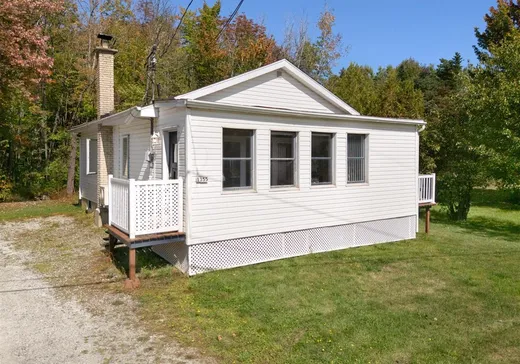 Maison à vendre - 1355 Ch. St-Roch N., Sherbrooke, J1R 0H2