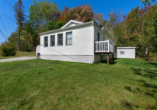 Maison à vendre - 1355 Ch. St-Roch N., Sherbrooke, J1R 0H2