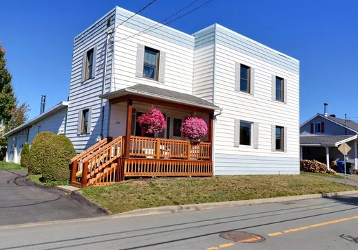 House for sale - 201 Rue de l'Église, St-Gedeon-De-Beauce, G0M 1T0