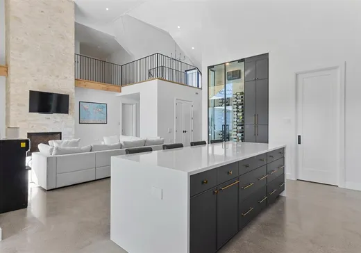 Maison à vendre - 539 Rue Hébert, Saint-Stanislas-de-Kostka, J0S 1W0
