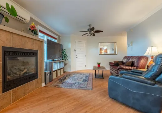 Condo for sale - 9104 Rue Notre-Dame E., App. 202, Montreal (Downtown), H1L 3N2