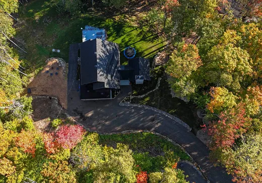 Maison à vendre - 49 Ch. des Noyers, Ste-Anne-Des-Lacs, J0R 1B0