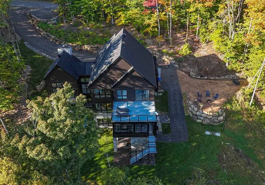 Maison à vendre - 49 Ch. des Noyers, Ste-Anne-Des-Lacs, J0R 1B0