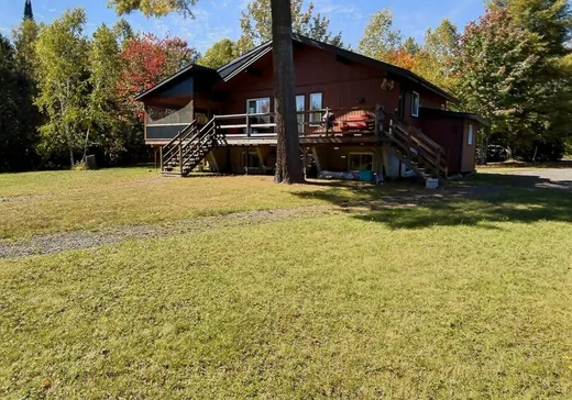 Maison à vendre - 4200 Av. Ouareau, Chertsey, J0K 3K0