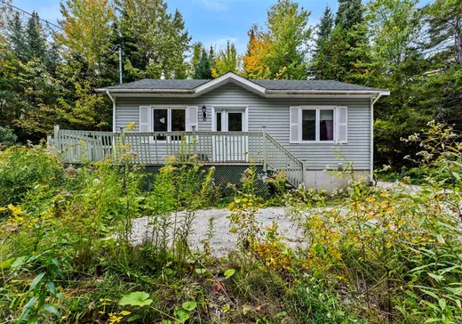 Maison à vendre - 28 3e Rang, St-Etienne-De-Bolton, J0E 2E0