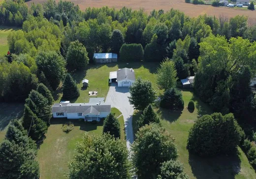 House for sale - 629 Ch. de St-Hyacinthe, St-Germain-De-Grantham, J0C 1K0