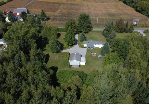 House for sale - 629 Ch. de St-Hyacinthe, St-Germain-De-Grantham, J0C 1K0