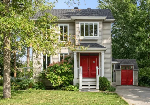 Maison à étages à vendre - 229 Rue Beaubien, Saint-Jean-sur-Richelieu, J3B4N3