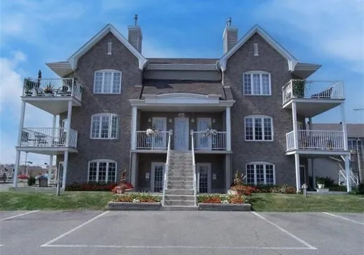 Condo for sale - 565 Rue Château Bello, Sainte-Marthe-sur-le-Lac, J0N1P0