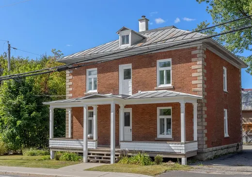 Two or more stories for sale - 2501 Rue Ste-Hélène, Breakeyville, G6Z7K7