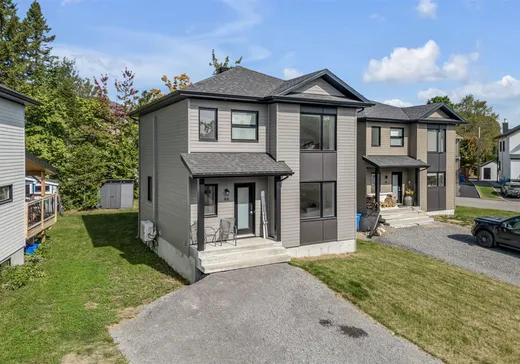Maison à vendre - 44 Rue Milot, Beaupré, G0A 1E0