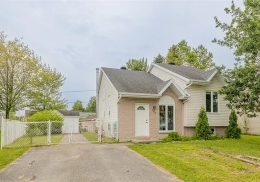 Bungalow for sale - 205 Rue des Boisés, Portneuf, G0A2Y0