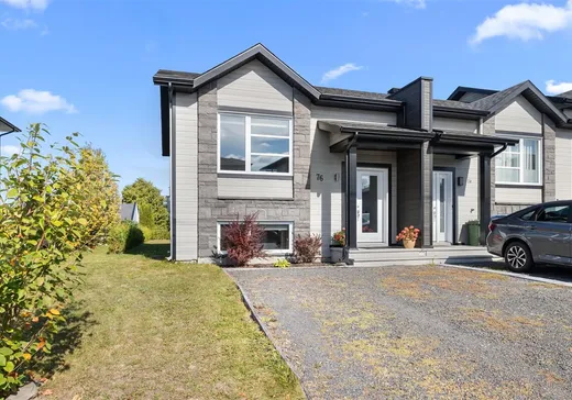 Bungalow à vendre - 76Z Rue Laflamme, St-Apollinaire, G0S2E0