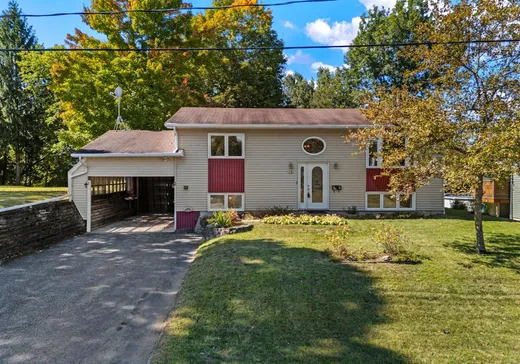 Maison à vendre - 19 Rue Carl, Lennoxville, J1M 2E1