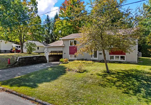 Maison à vendre - 19 Rue Carl, Lennoxville, J1M 2E1