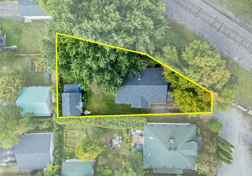 Maison à vendre - 244 Rue Pratte, Magog, J1X 1R7