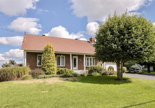 Bungalow à vendre - 1431 Rg St-Pierre, Saint-Zéphirin-de-Courval, J0G1V0
